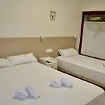 Bennington Ξενοδοχείο *